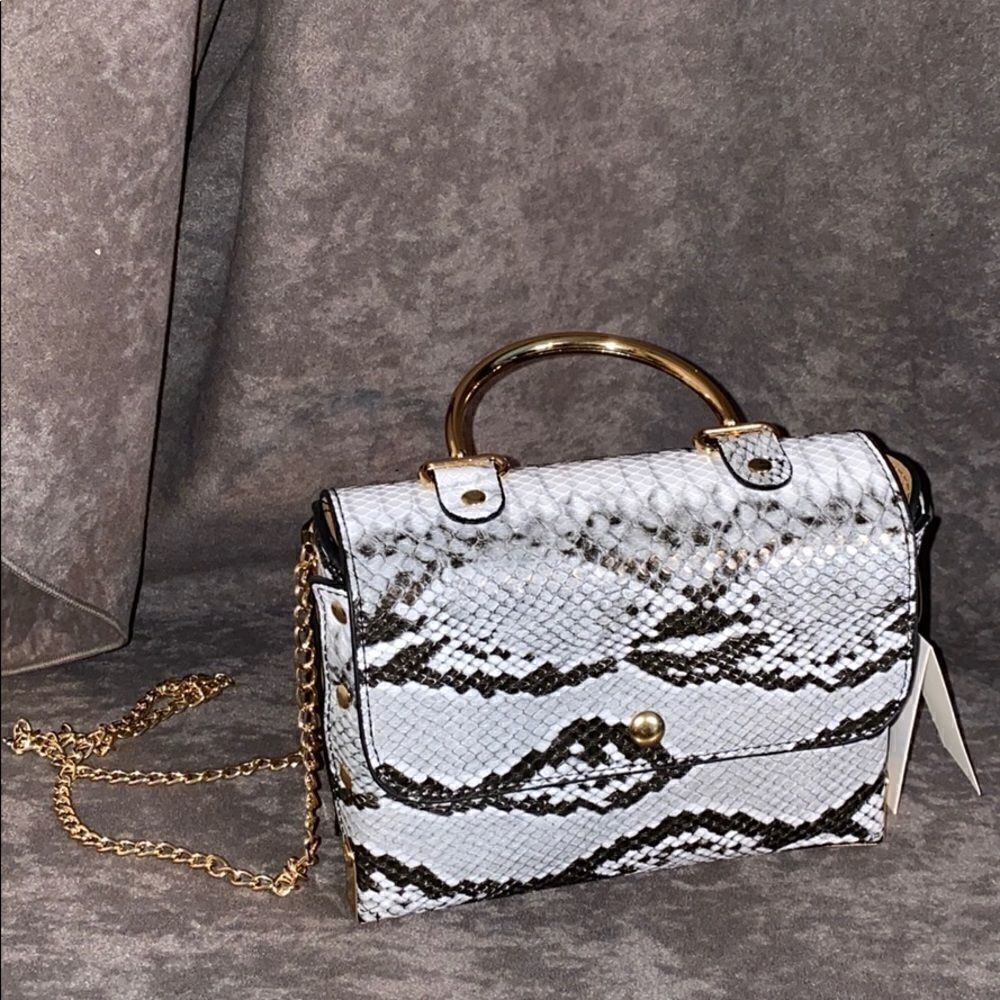 100% Vegan crossbody purse 